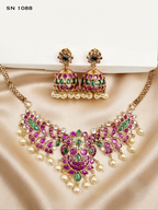 Wing Motif Kundan Necklace Set
