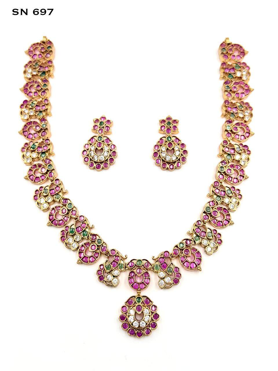 Short Necklace Set (SN 697)