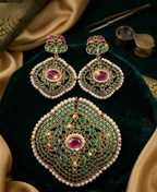 Mughal Medallion Pendant Set