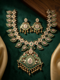 Short Neckless Set