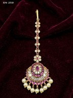 Kemp & polki bridal maang tikka