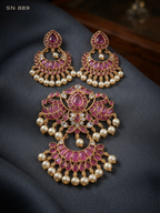 Chandbali Pendant with Matching Earrings