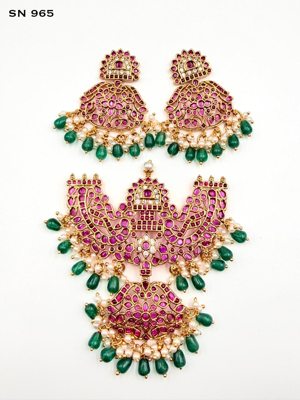 Pendant & Earring Set