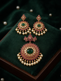 Emerald Kundan Pendant Set