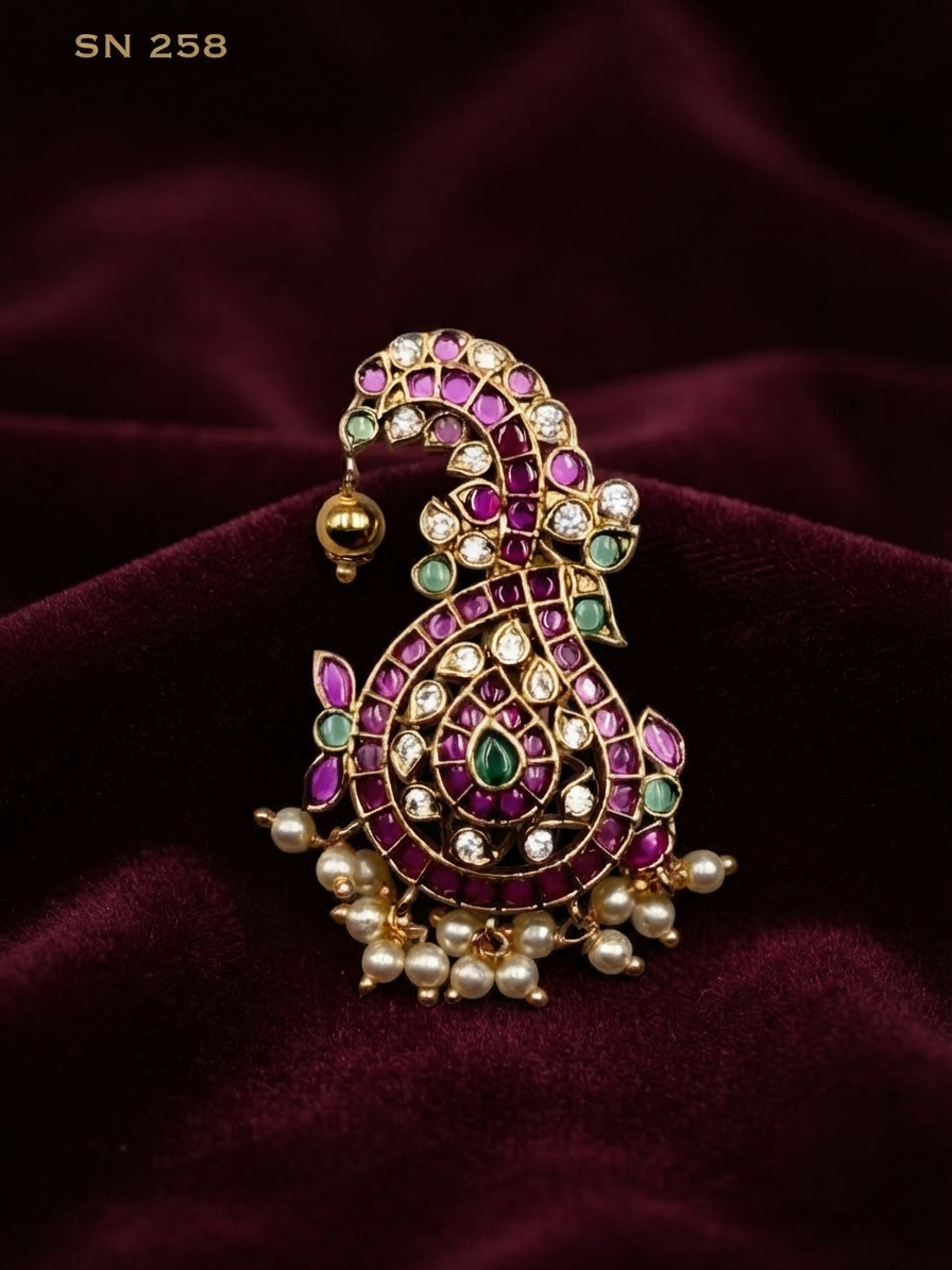 Brooch with Ruby & Emerald Stones