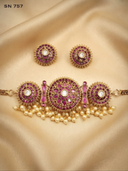 Antique Round Floral Choker with Stud