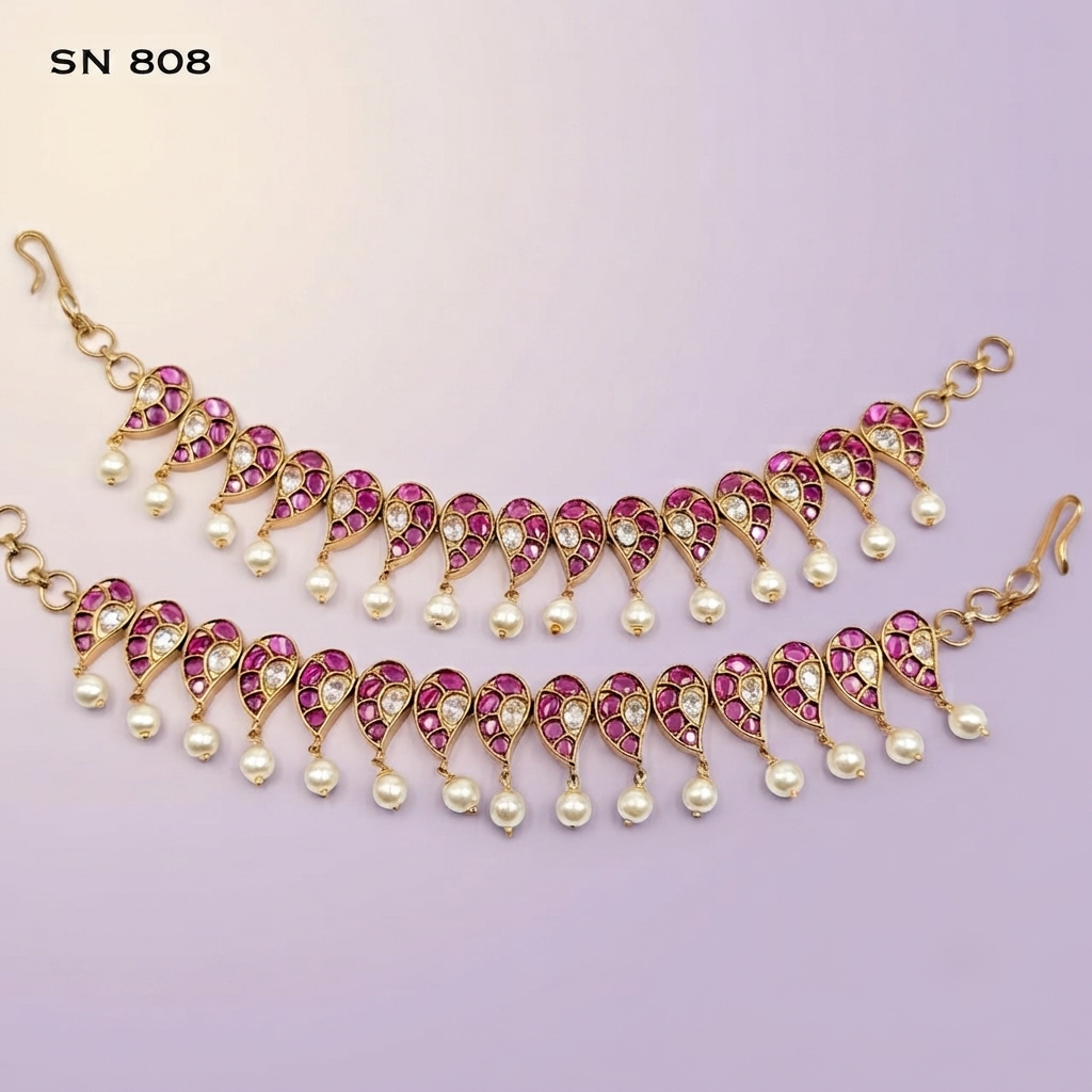 Paisley Motif Kaan Chain with Pearl Drops
